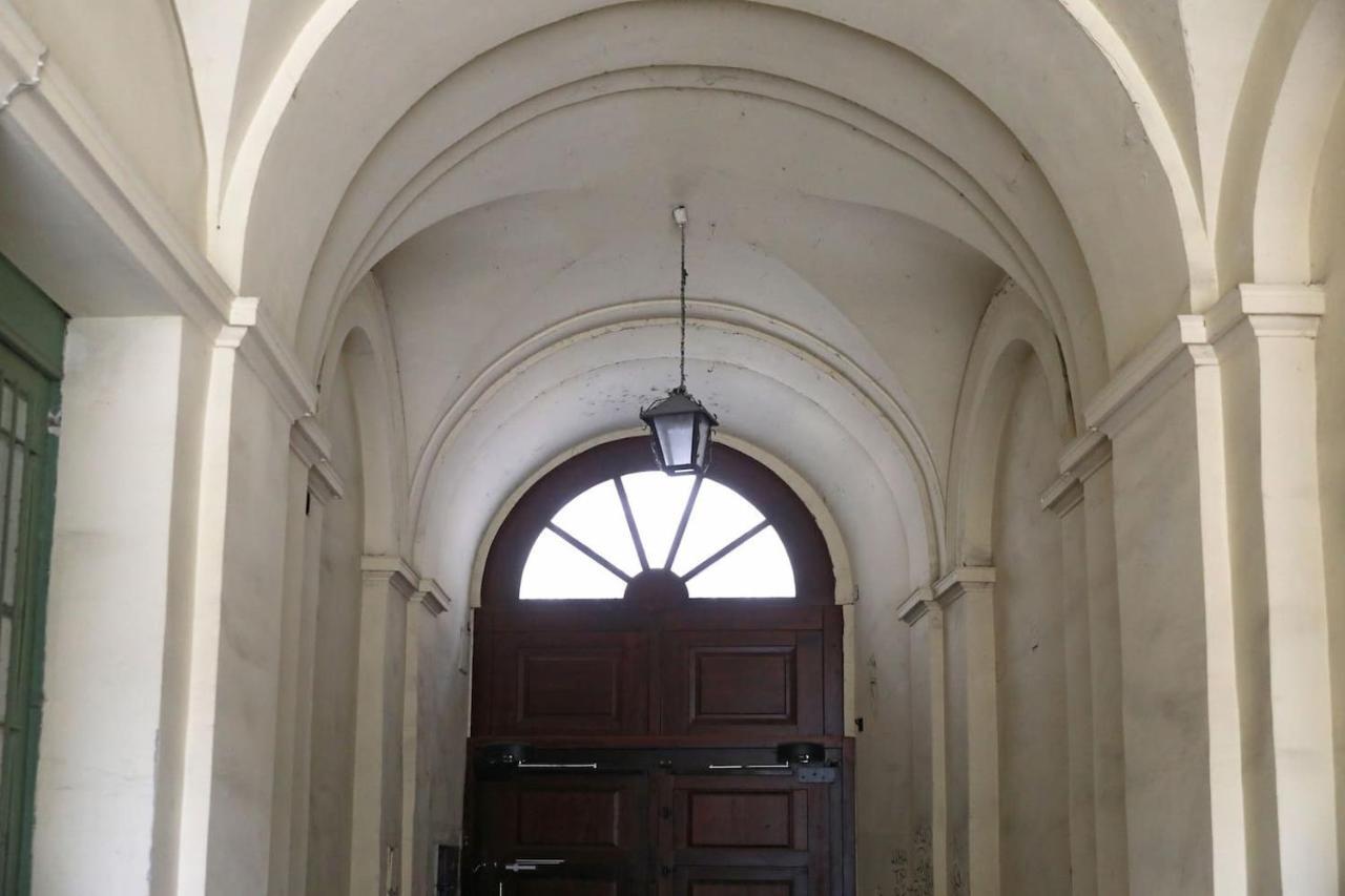 Apartman Central Apartman 3 Bdr, 2 Bath+3a/c+free Parking+quite